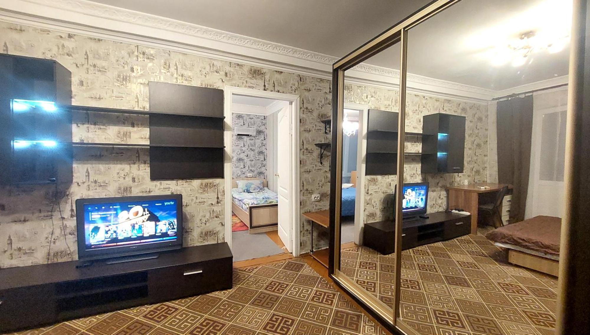 2 Bedroom Apartment Metro Vasilkovskaya Kyiv Exterior photo